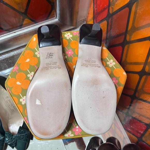 Chic size 8 Black Mules with Bow by Materia Prima - Picture 8 of 14